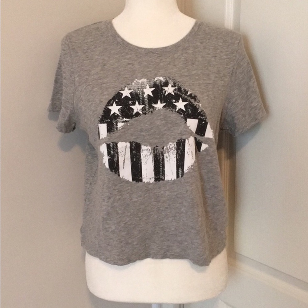 Aeropostale Graphic Crop Tee Top